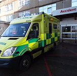 Picture of an ambulance outside an emergency department for your Expert Witness