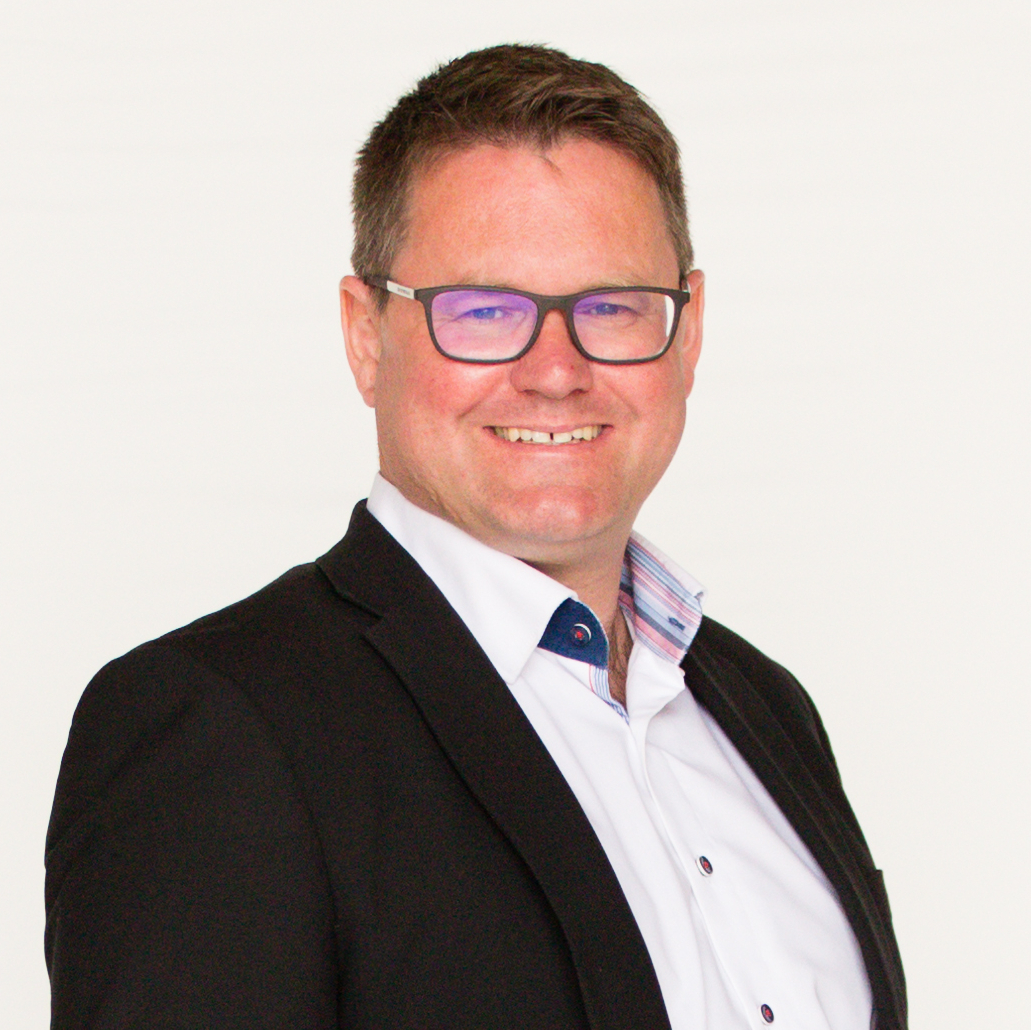 Jason Harker Headshot